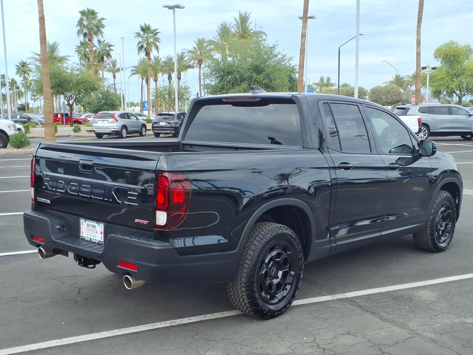 View vehicle photo 4