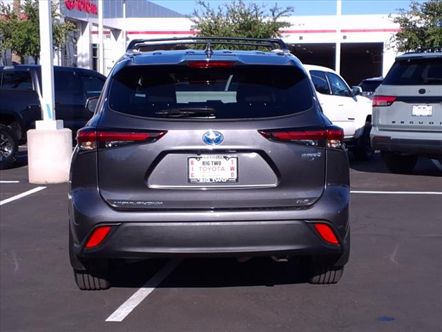 2024 Toyota Highlander Hybrid XLE