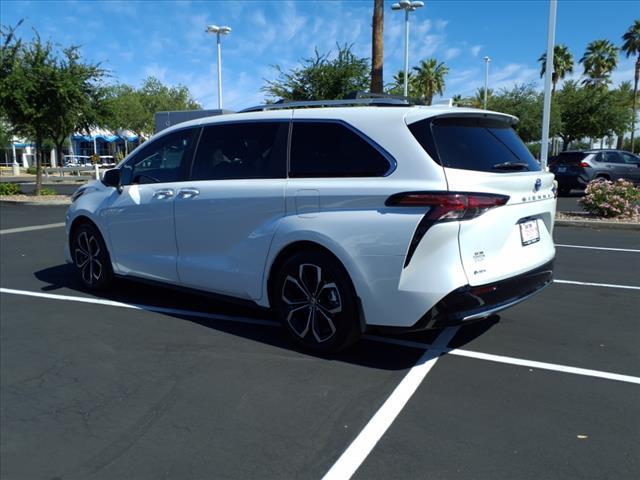 2025 Toyota Sienna Platinum 7-Passenger