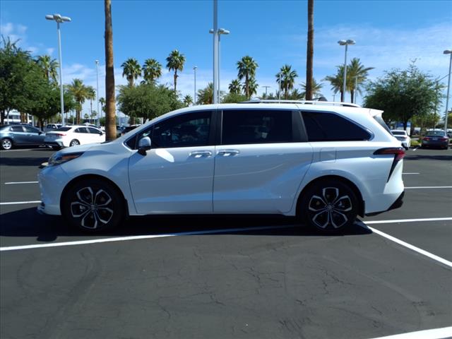 2025 Toyota Sienna Platinum 7-Passenger