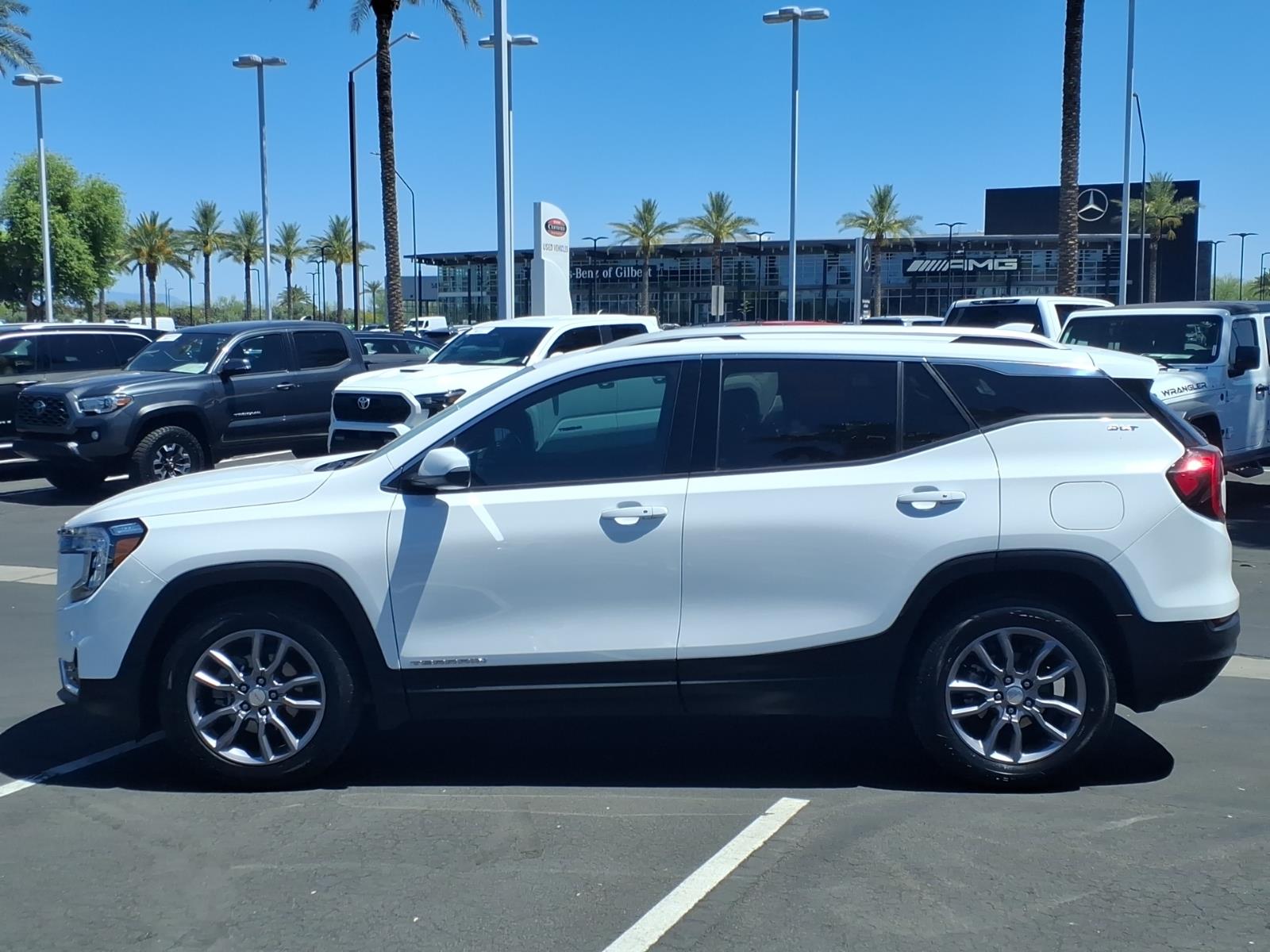 View vehicle photo 7