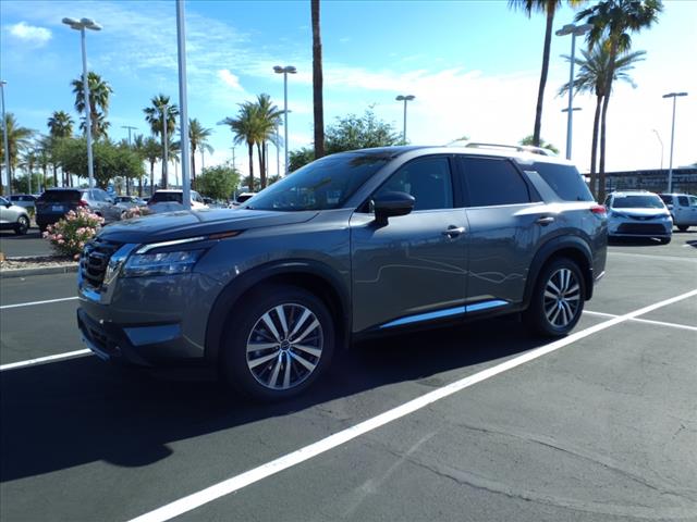 2022 Nissan Pathfinder Platinum