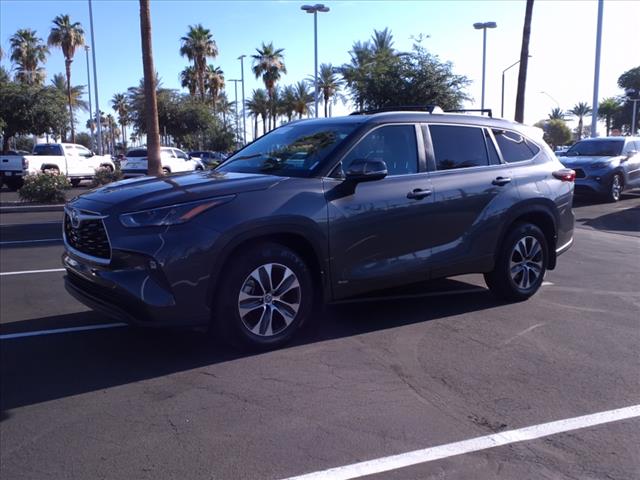 2024 Toyota Highlander Hybrid XLE