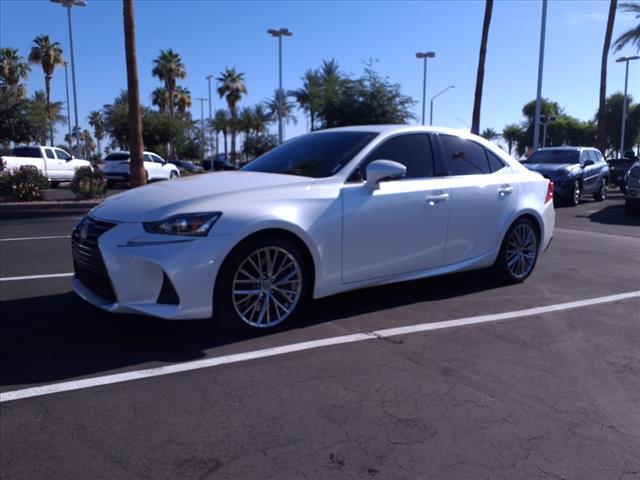 2017 Lexus IS 200t 