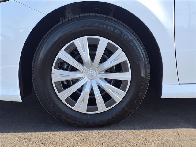 2024 Toyota Camry Hybrid LE