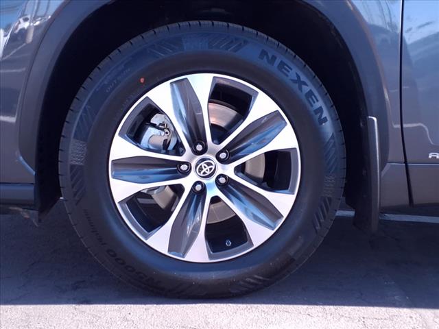 2024 Toyota Highlander Hybrid XLE