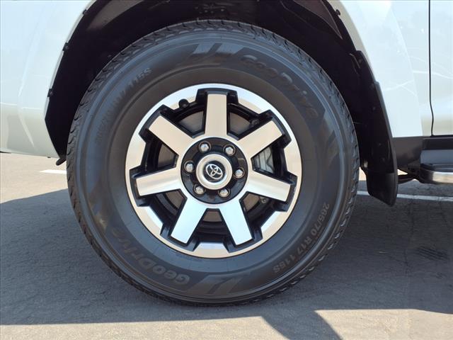 2022 Toyota 4Runner TRD Off-Road