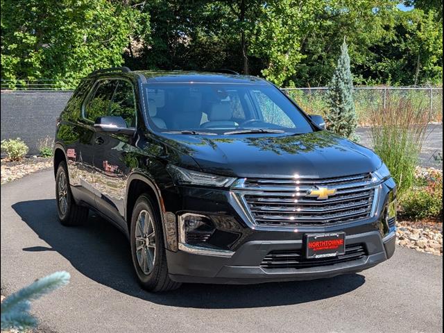 2022 Chevrolet Traverse LT Leather
