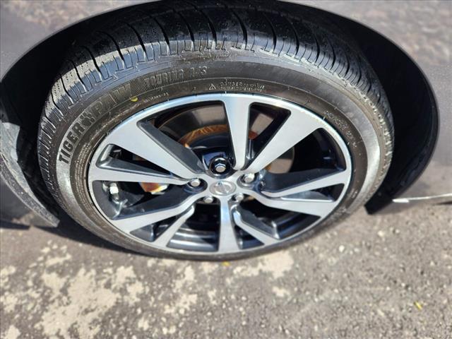 2017 Nissan Maxima Platinum