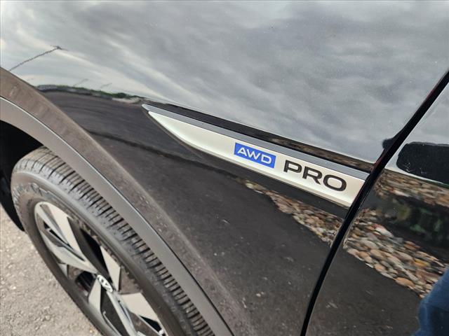 2023 Volkswagen ID.4 Pro