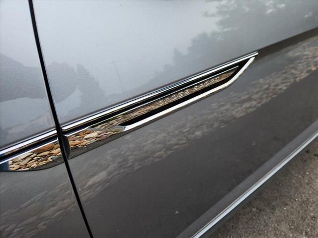 2022 Volkswagen Atlas Cross Sport V6 SEL Premium R-Line 4Motion