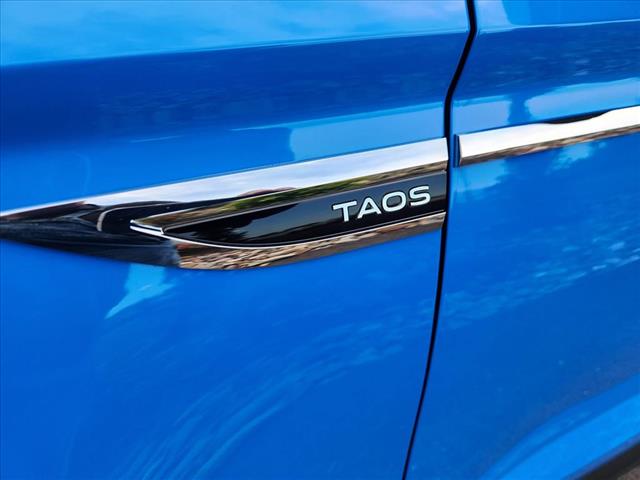 2022 Volkswagen Taos SE 4Motion