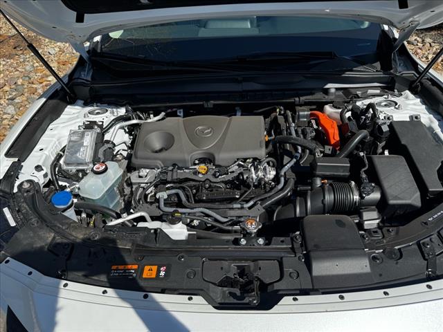 2025 Mazda CX-50 Hybrid Premium