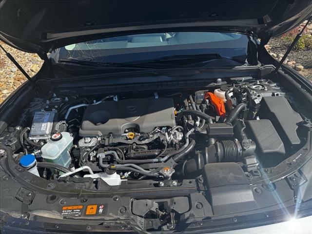 2025 Mazda CX-50 Hybrid Premium