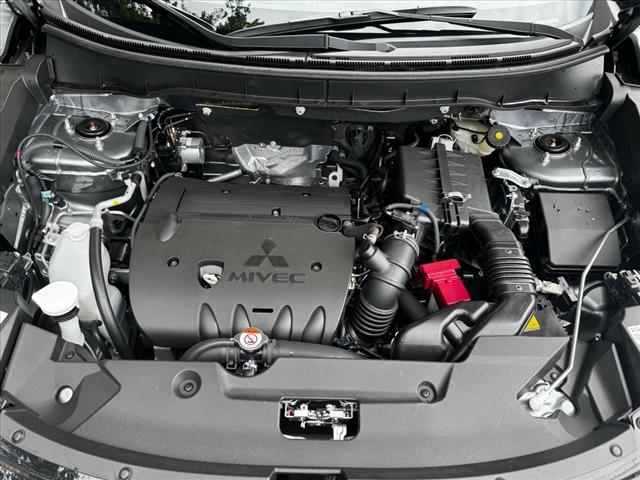 2025 Mitsubishi Outlander Sport SE
