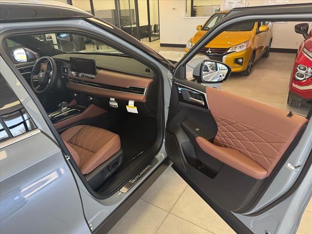 2025 Mitsubishi Outlander SEL