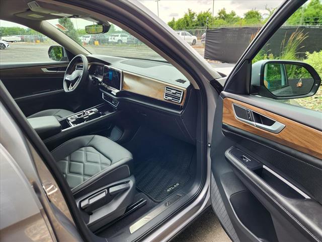 2024 Volkswagen Atlas SE 4Motion