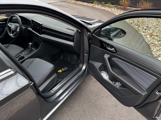 2025 Volkswagen Jetta SEL