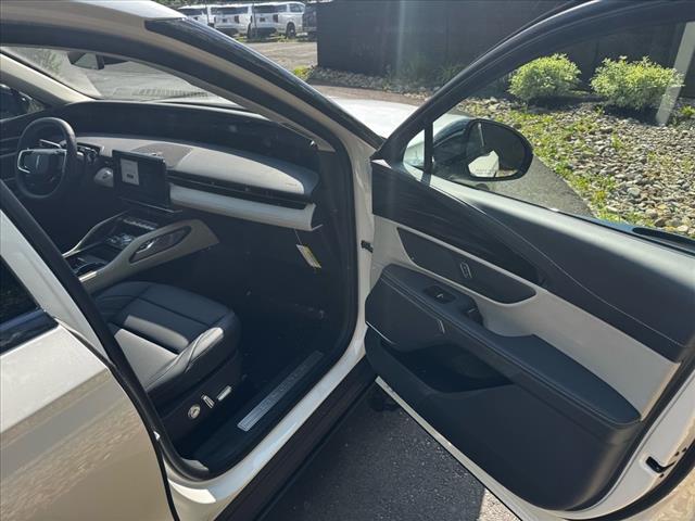 2025 Lincoln Nautilus Hybrid Premiere
