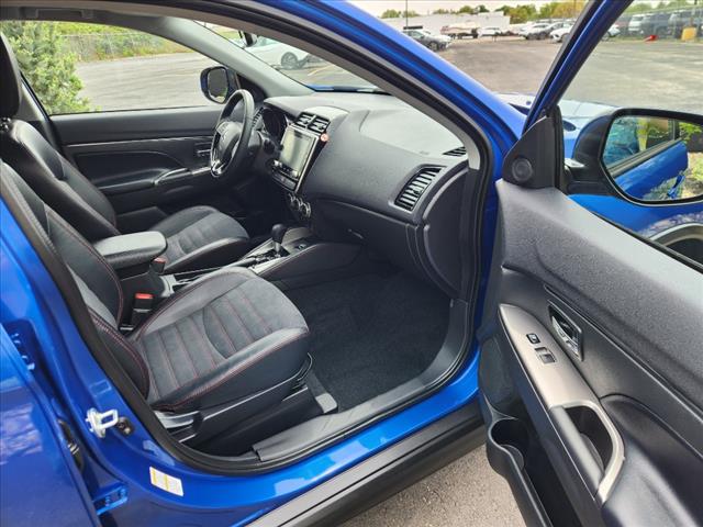 2024 Mitsubishi Outlander Sport SE