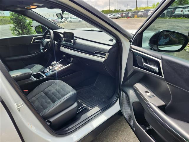 2022 Mitsubishi Outlander Black Edition