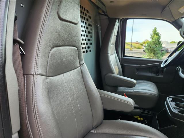 2023 Chevrolet Express 2500