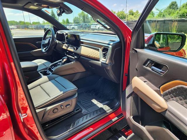 2024 GMC Canyon Denali