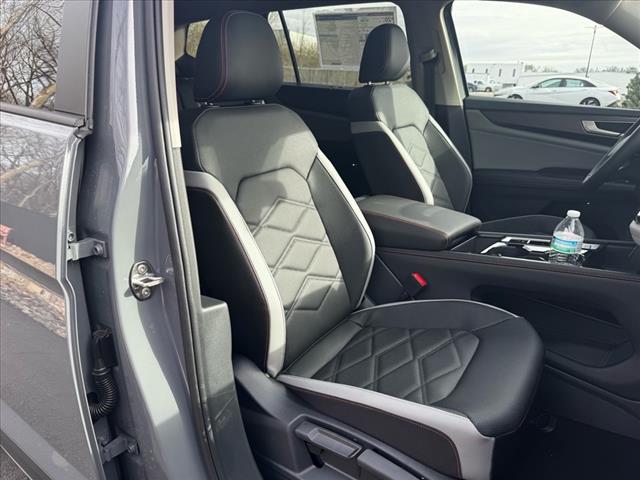 2025 Volkswagen Atlas Peak Edition 4Motion