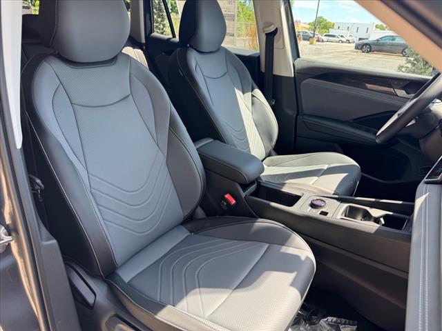2025 Volkswagen Tiguan SE