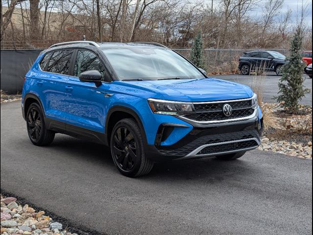2024 Volkswagen Taos SE 4Motion