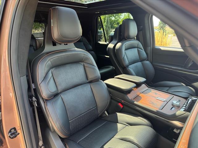 2025 Lincoln Navigator Black Label
