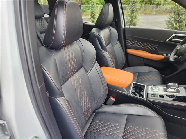 2024 Mitsubishi Outlander SEL