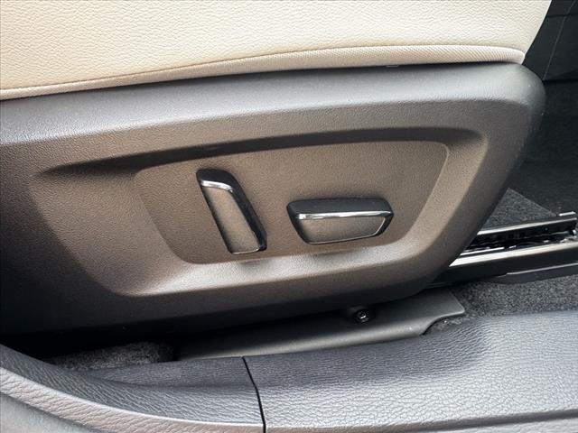 2025 Mitsubishi Outlander SEL Platinum Edition