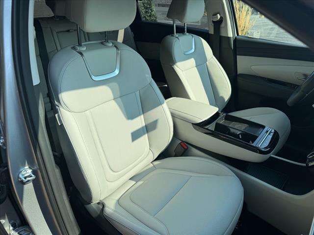 2025 Hyundai TUCSON Hybrid Limited