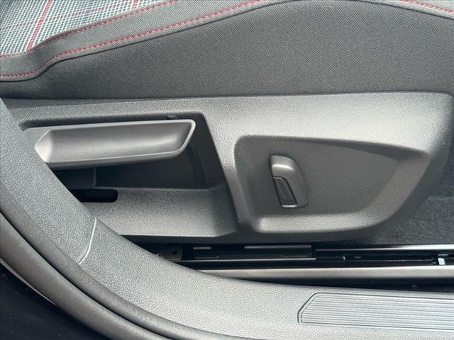 2025 Volkswagen Golf GTI S