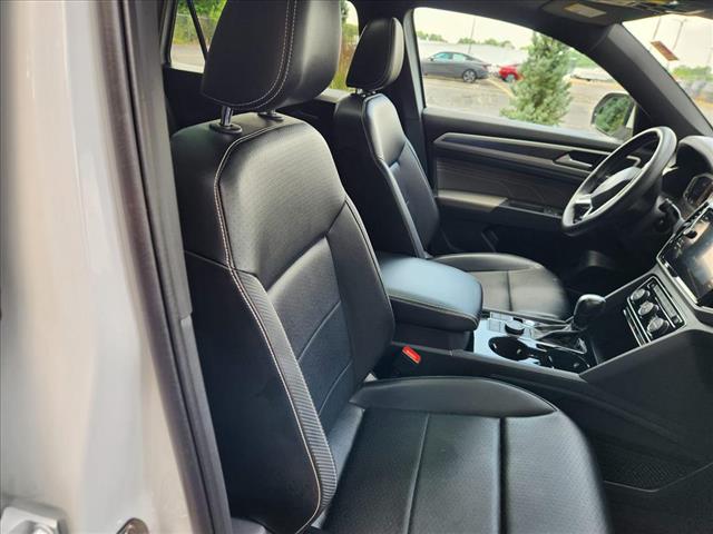 2022 Volkswagen Atlas Cross Sport V6 SEL 4Motion