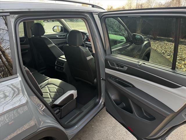 2025 Volkswagen Atlas Peak Edition 4Motion