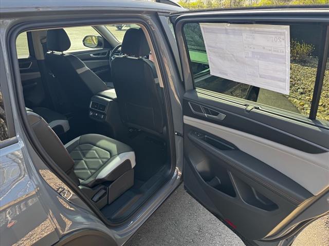 2025 Volkswagen Atlas Peak Edition 4Motion