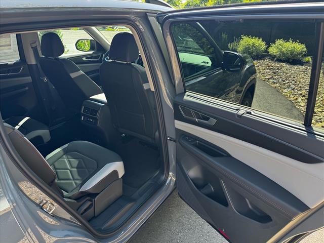 2025 Volkswagen Atlas Peak Edition 4Motion