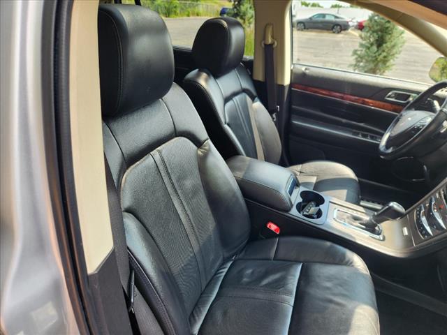 2019 Lincoln MKT Reserve