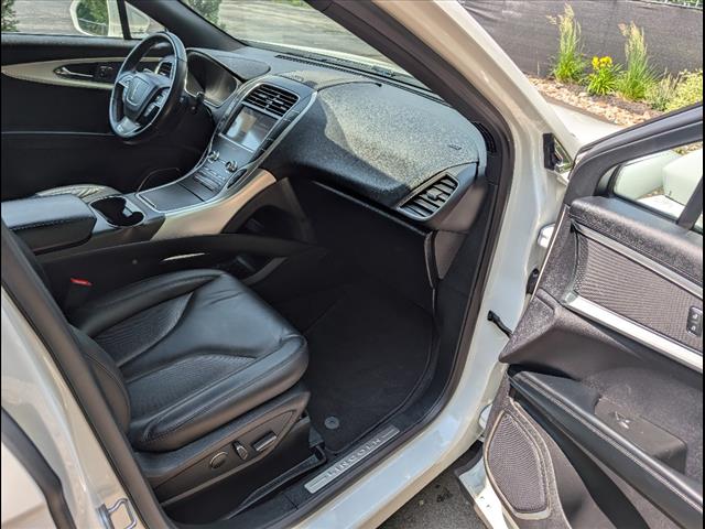 2020 Lincoln Nautilus Standard