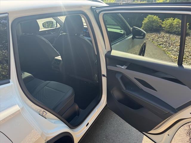 2025 Volkswagen Tiguan SE 4Motion