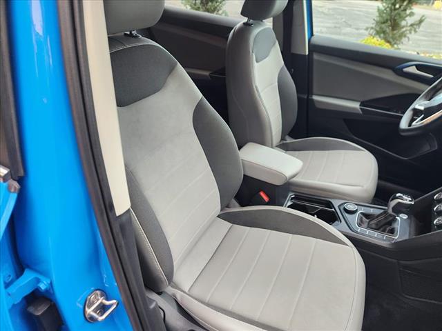2022 Volkswagen Taos SE 4Motion
