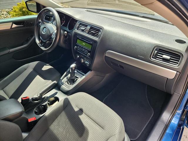 2015 Volkswagen Jetta 1.8T SE W/CONNECT