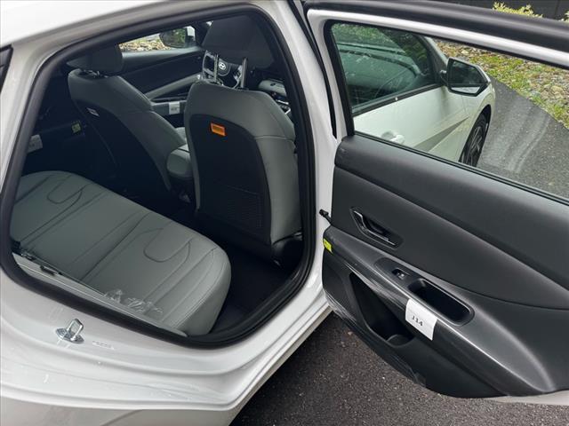 2025 Hyundai ELANTRA Hybrid Limited