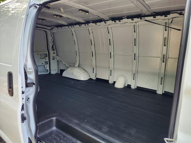 2023 Chevrolet Express 2500