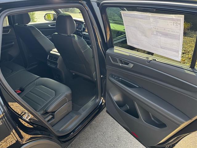 2025 Volkswagen Atlas Cross Sport SEL R-Line Black 4Motion