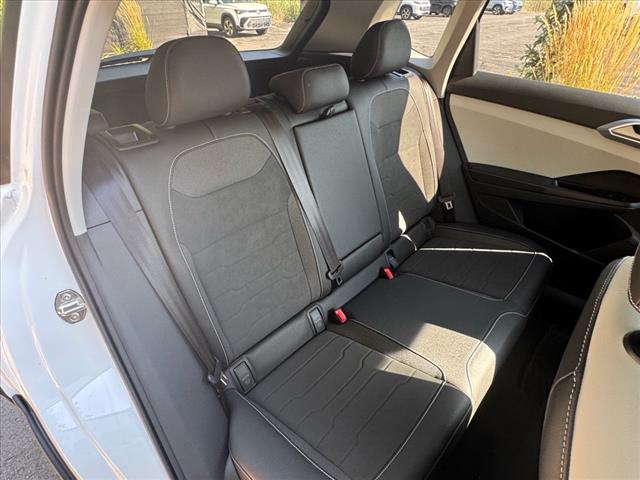 2025 Volkswagen Taos SE
