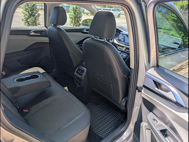 2024 Volkswagen Taos SE 4Motion