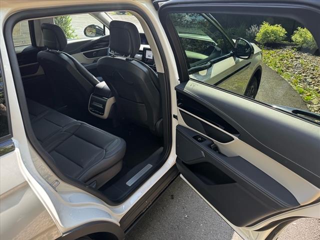 2025 Lincoln Nautilus Hybrid Premiere
